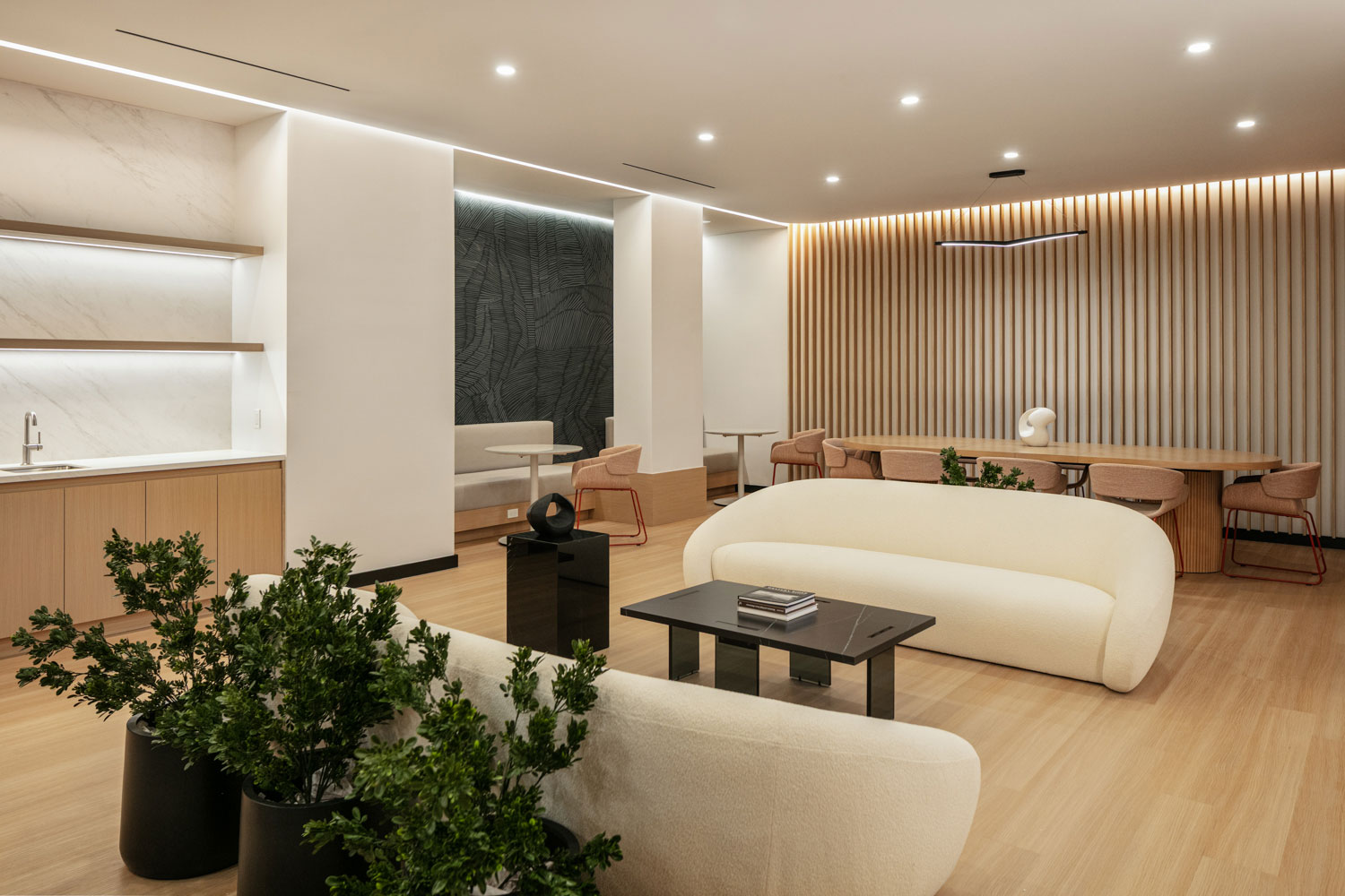 Karaoke, Media Room & Resident Lounge